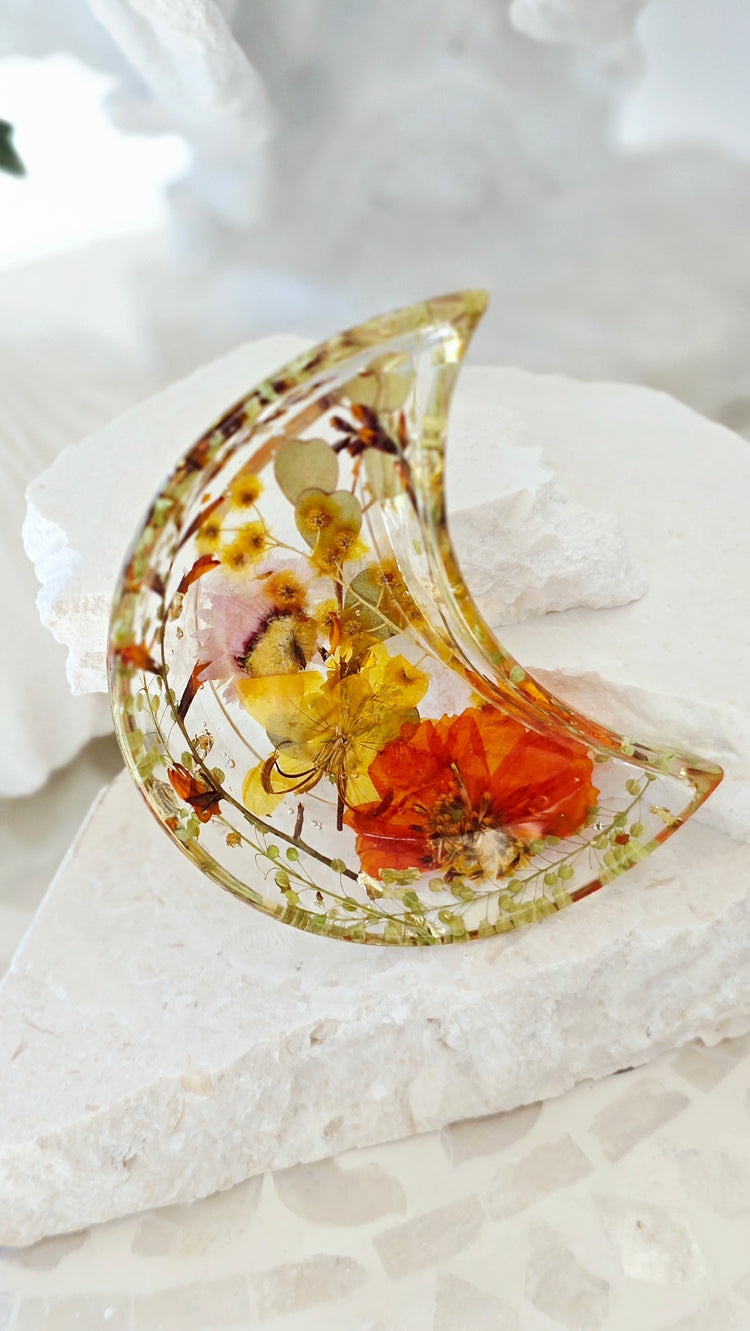 Moon Trinket Trays with Preserved Flowers
