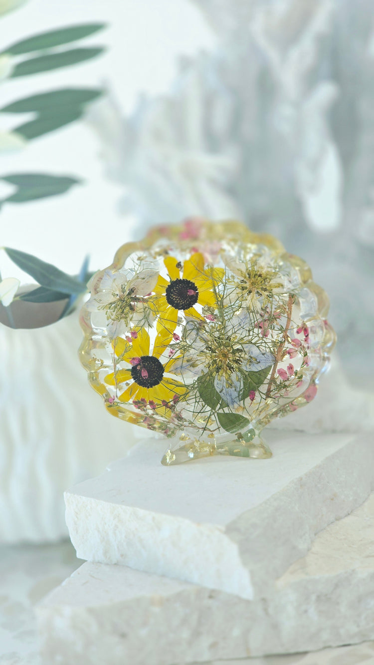 Shell Trinket Trays with Preserved Flowers