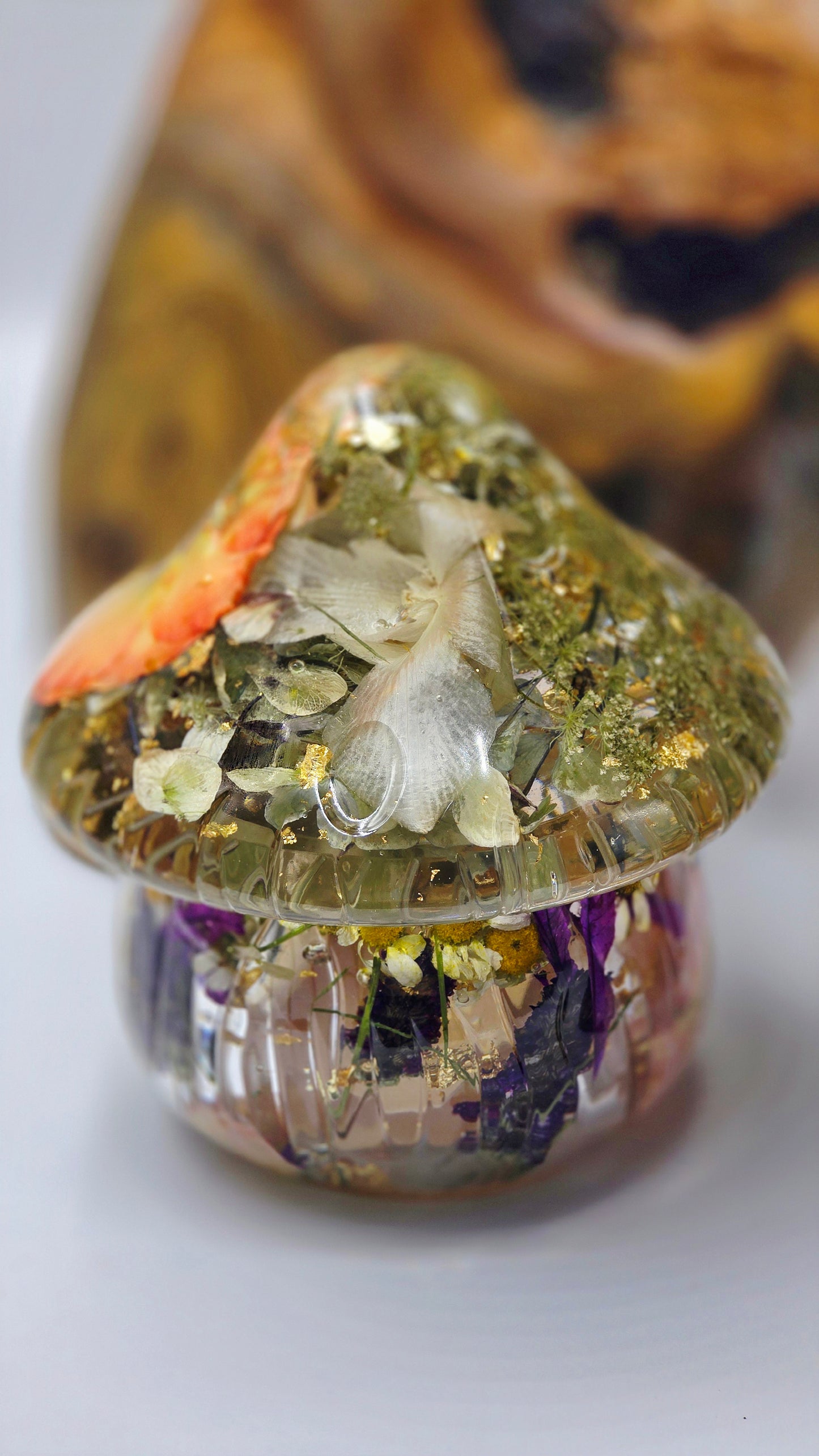 Mushroom Trinket Jar featuring Real Preserved Lavender, Chamomile, Stock, Hydrangea, Orchid, David Austen Rose & Queen Anne's Lace set in Resin