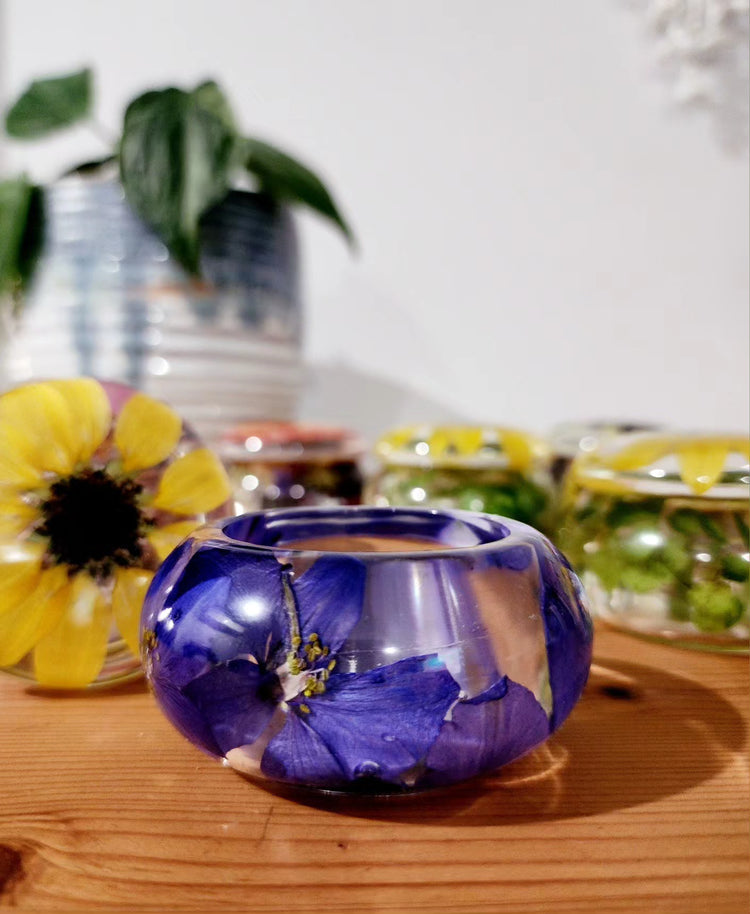 Trinket Jars with Preserved Flowers