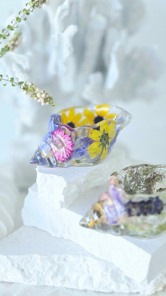 *Pre-order* Wildflower Conch Shell Trinket Dish