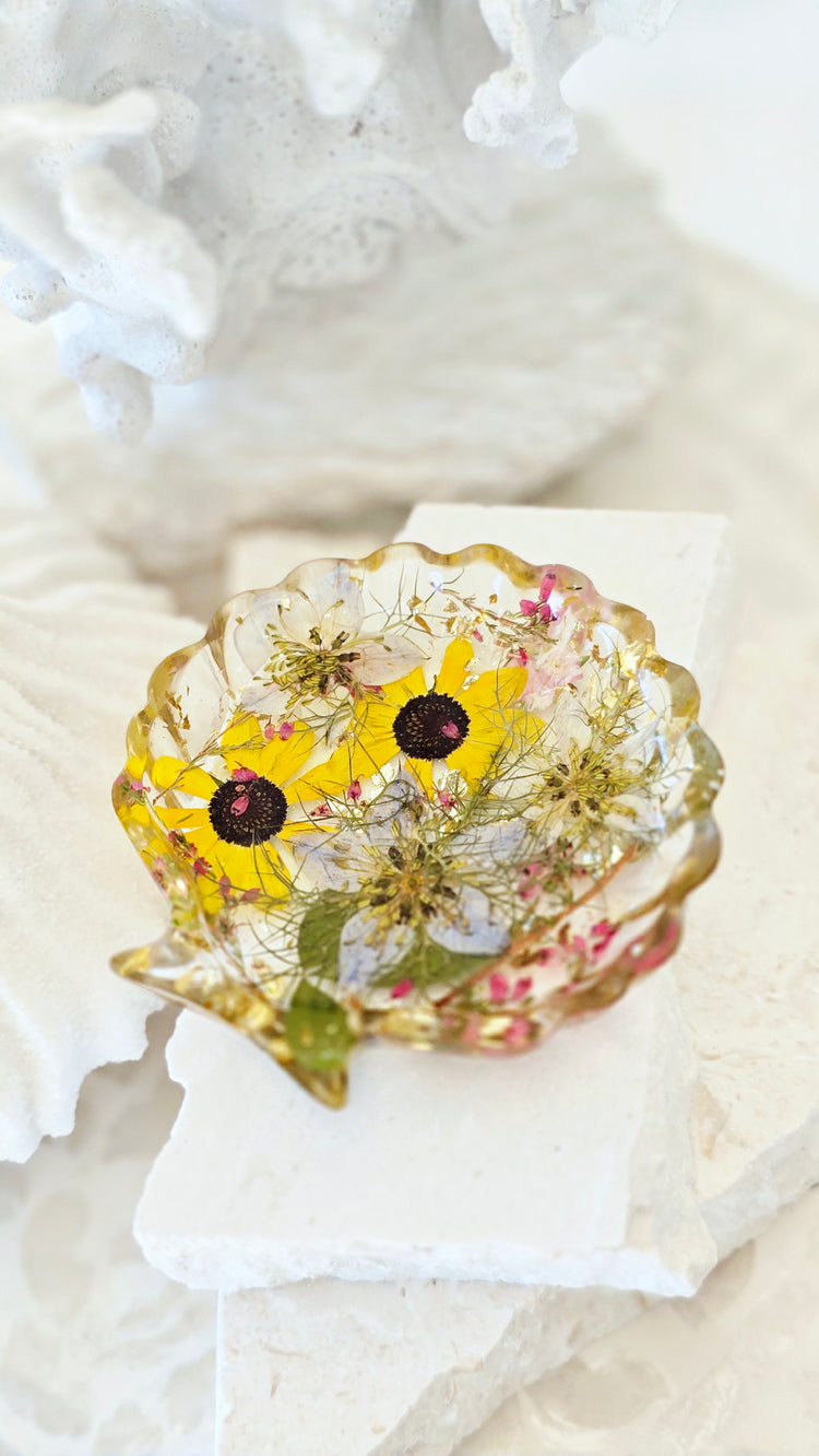 Shell Trinket Trays with Preserved Flowers