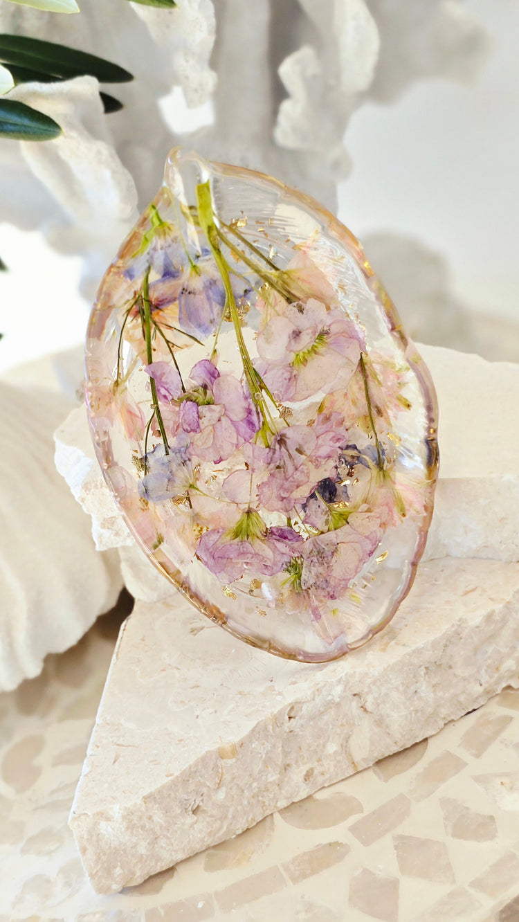 Leaf Trinket Trays with Preserved Flowers