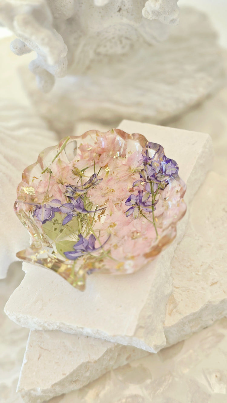 Shell Trinket Trays with Preserved Flowers