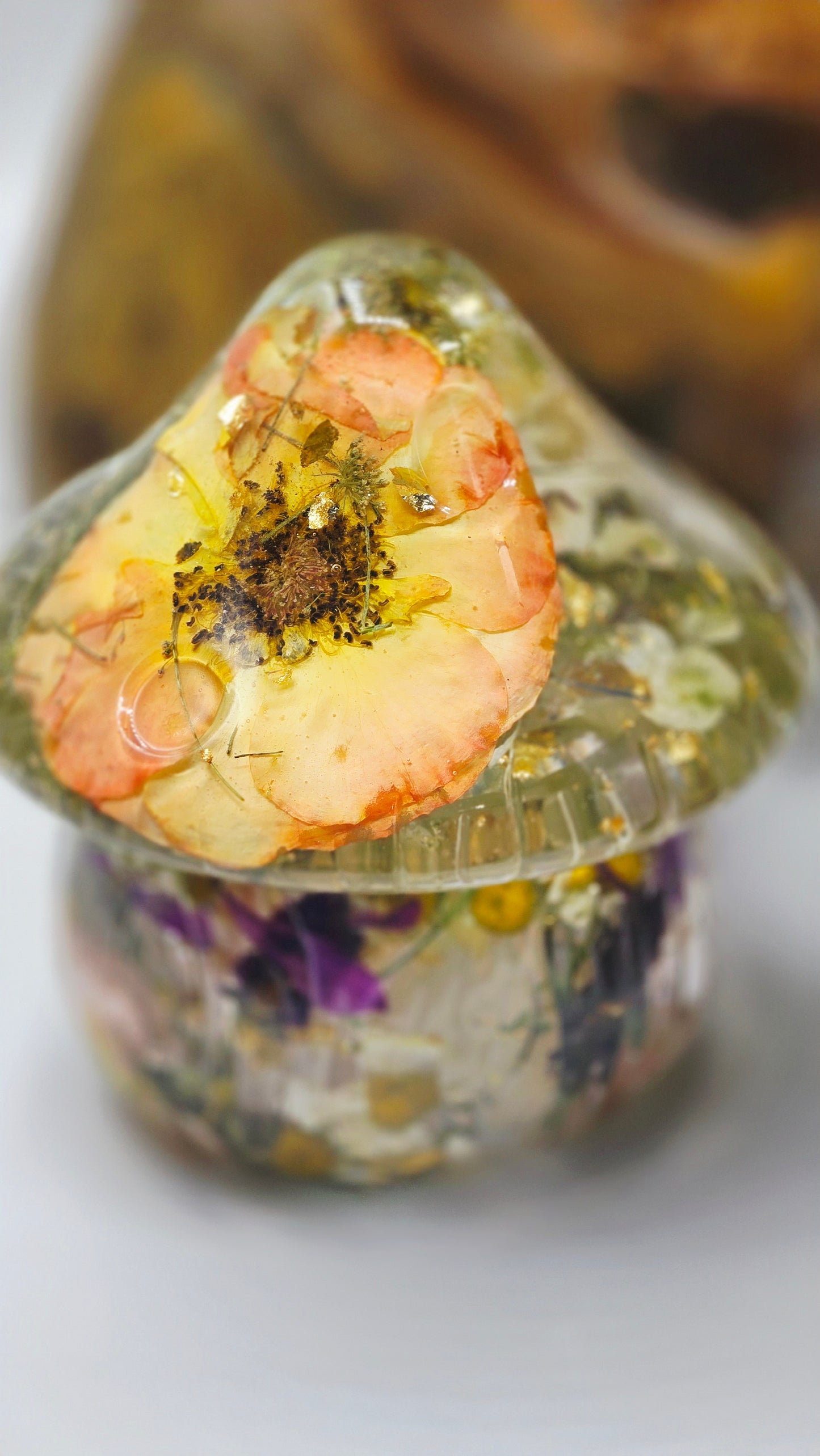 Mushroom Trinket Jar featuring Real Preserved Lavender, Chamomile, Stock, Hydrangea, Orchid, David Austen Rose & Queen Anne's Lace set in Resin