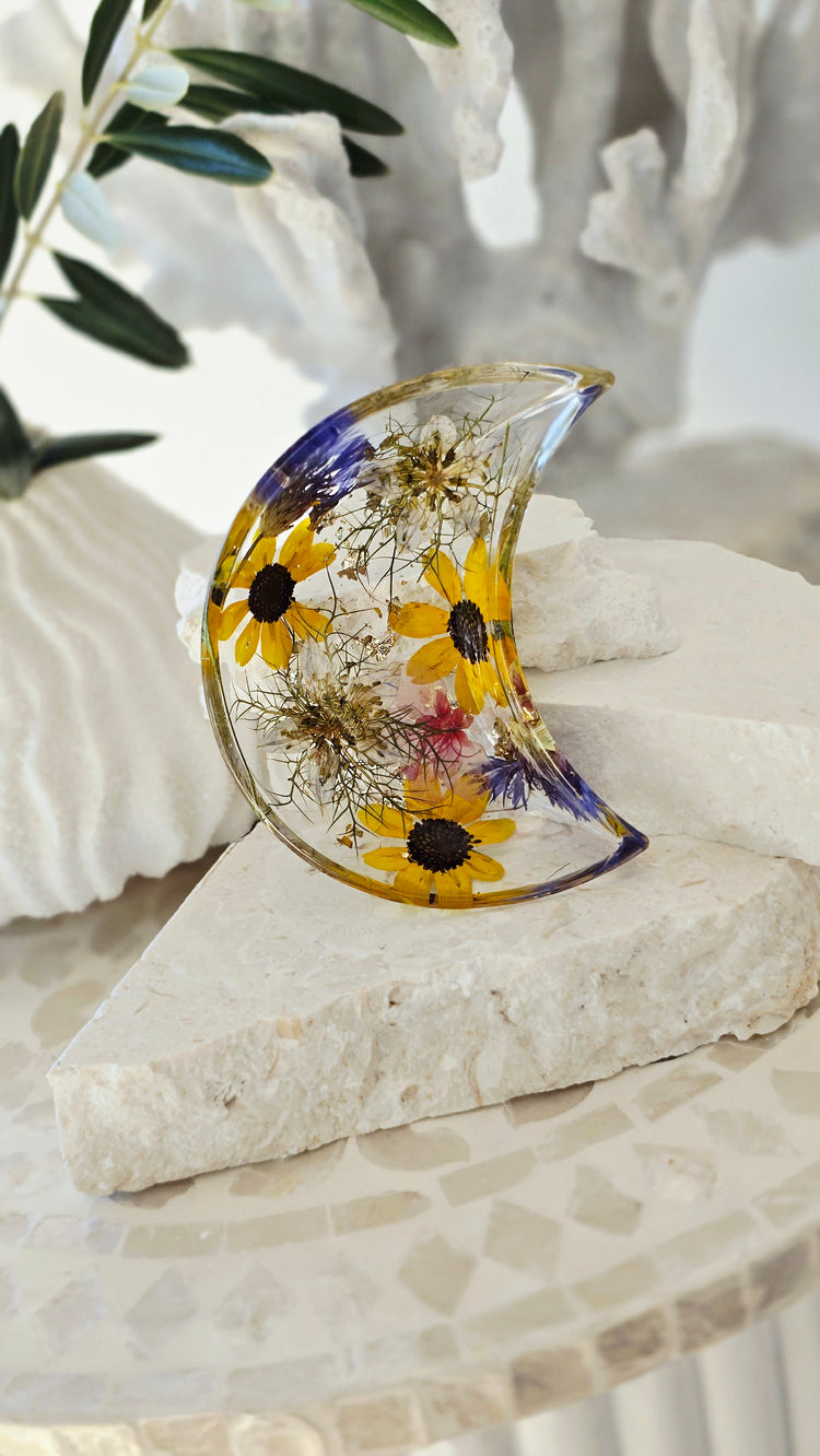 Moon Trinket Trays with Preserved Flowers