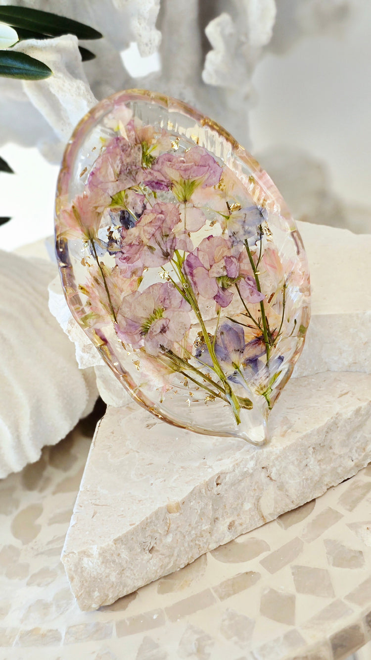 Leaf Trinket Trays with Preserved Flowers