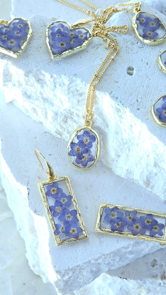 The Forget-Me-Not Collection