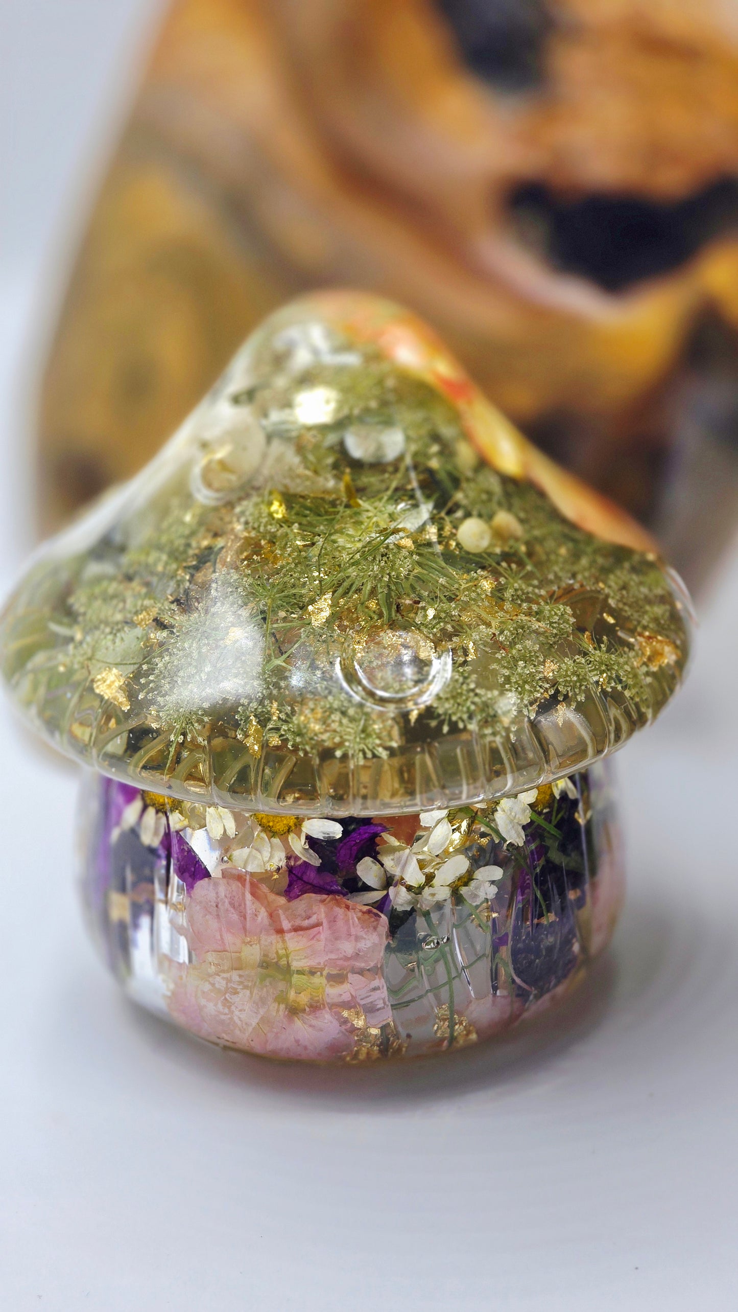 Mushroom Trinket Jar featuring Real Preserved Lavender, Chamomile, Stock, Hydrangea, Orchid, David Austen Rose & Queen Anne's Lace set in Resin