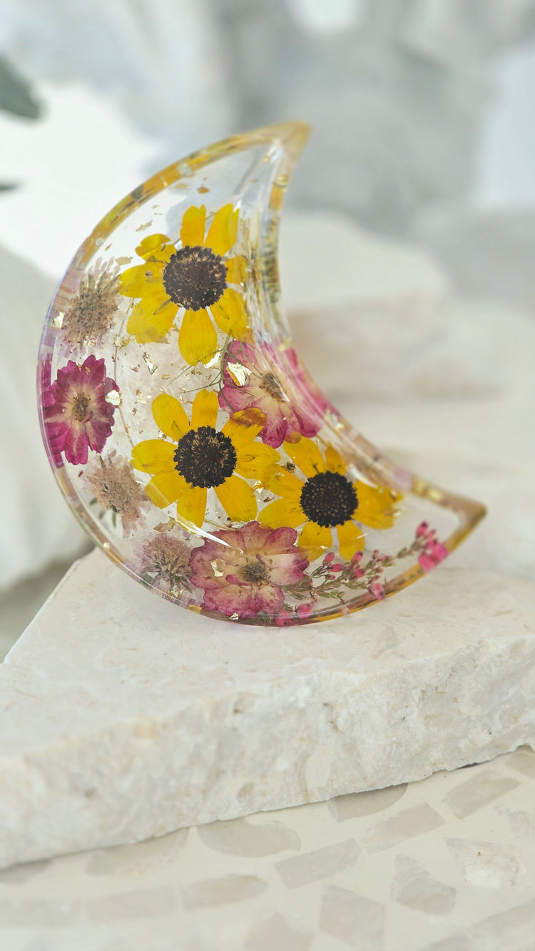 Moon Trinket Trays with Preserved Flowers