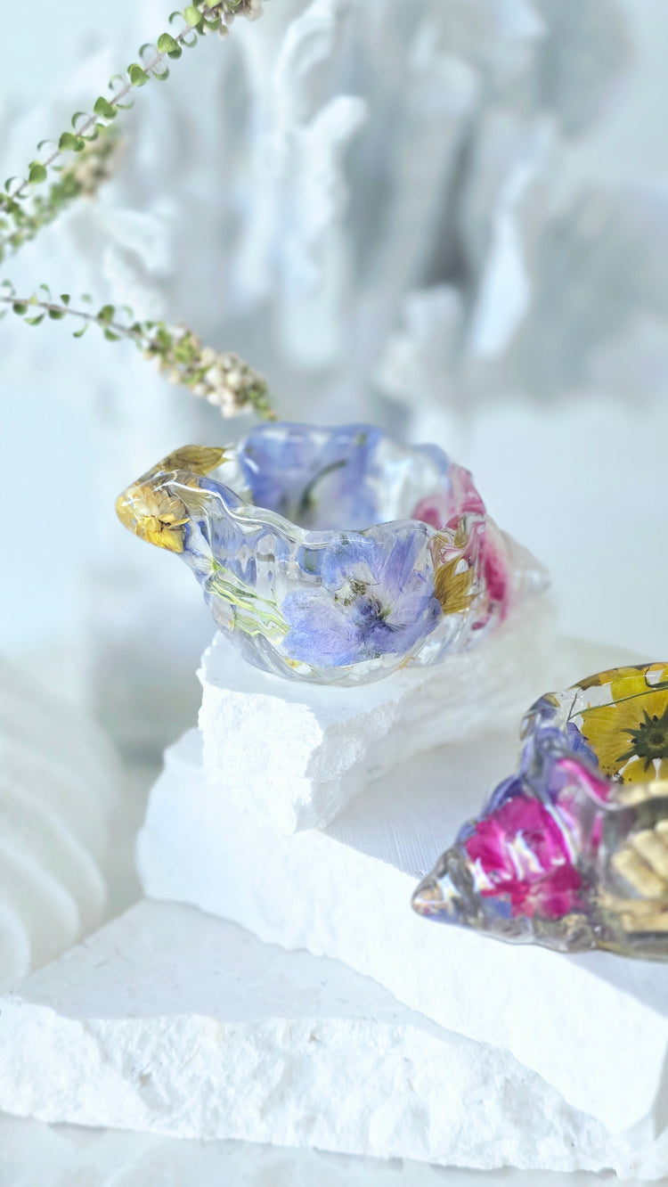 *Pre-order* Wildflower Conch Shell Trinket Dish