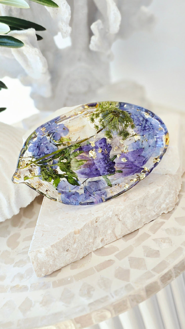 Leaf Trinket Trays with Preserved Flowers