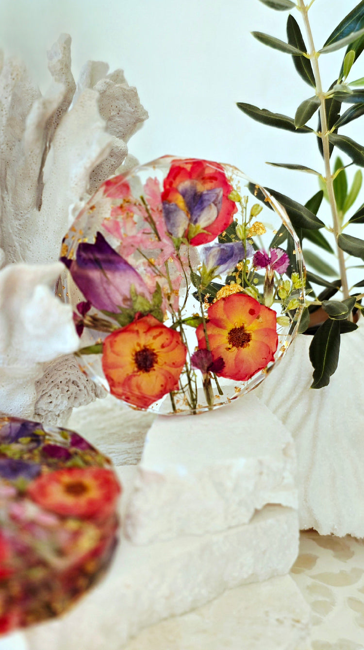 Coaster Sets with Preserved Flowers