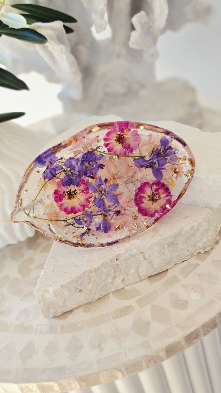 Leaf Trinket Trays with Preserved Flowers