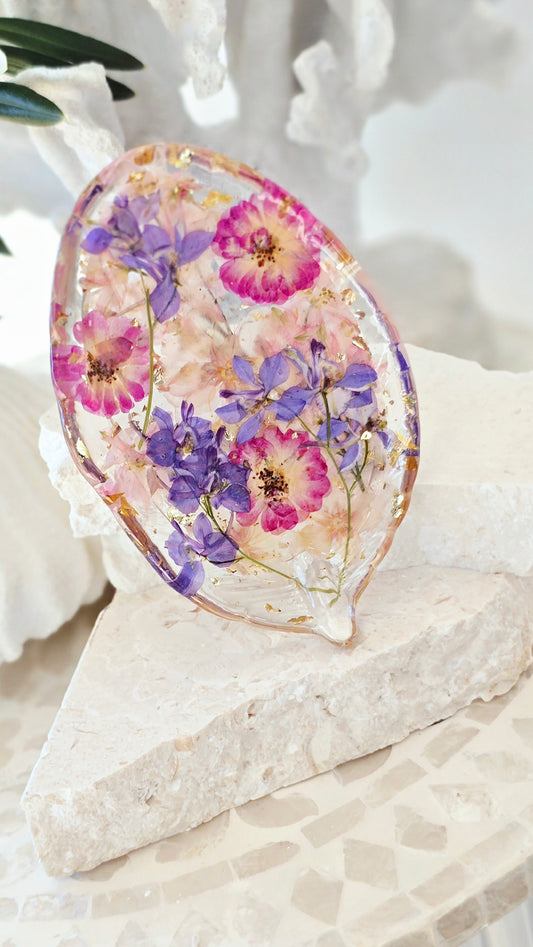 Leaf Trinket Tray featuring real preserved flowers in resin