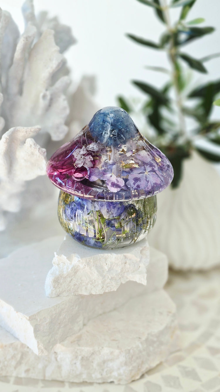 Mushroom Trinket Jar with real Preserved Flowers
